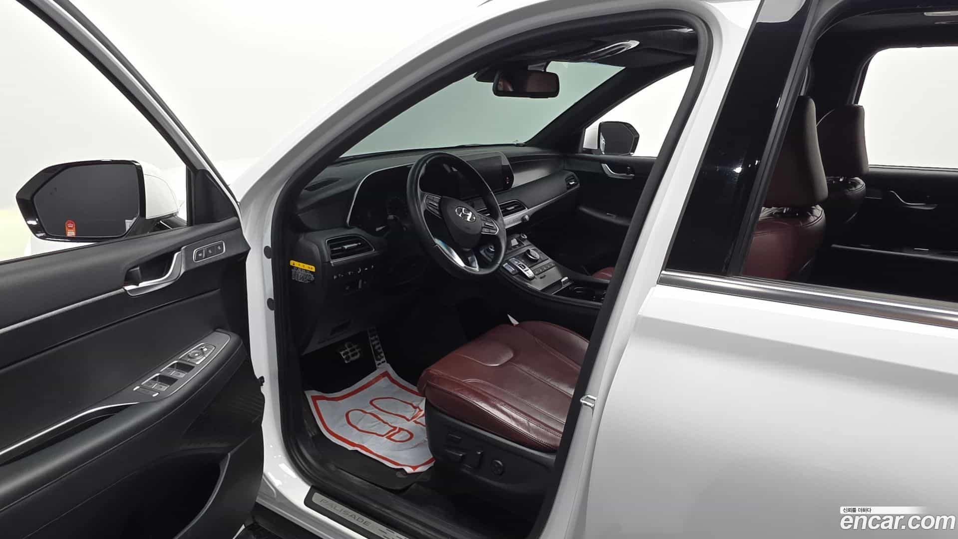 Palisade Hyundai 2019.1-INNER-010