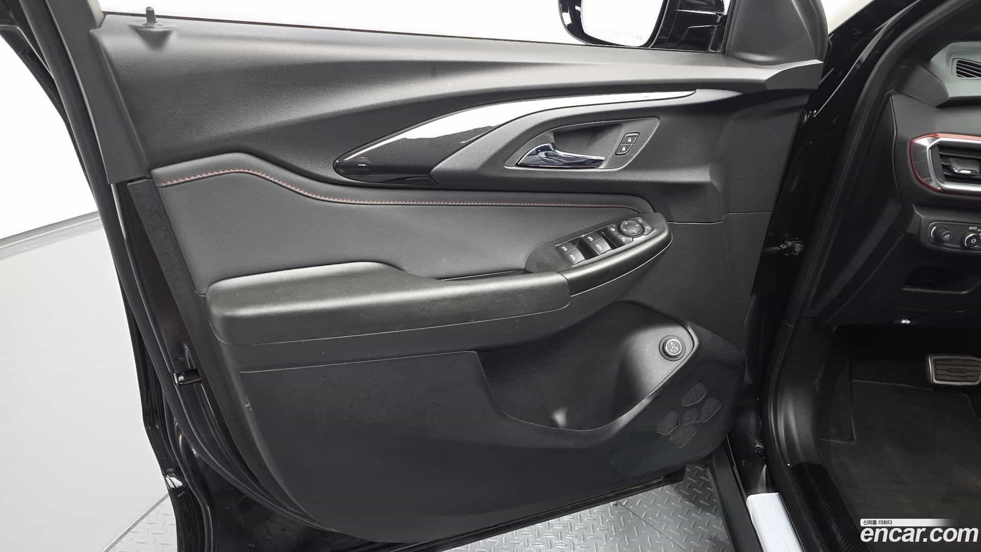 Trailblazer Chevrolet 2022.1-INNER-034
