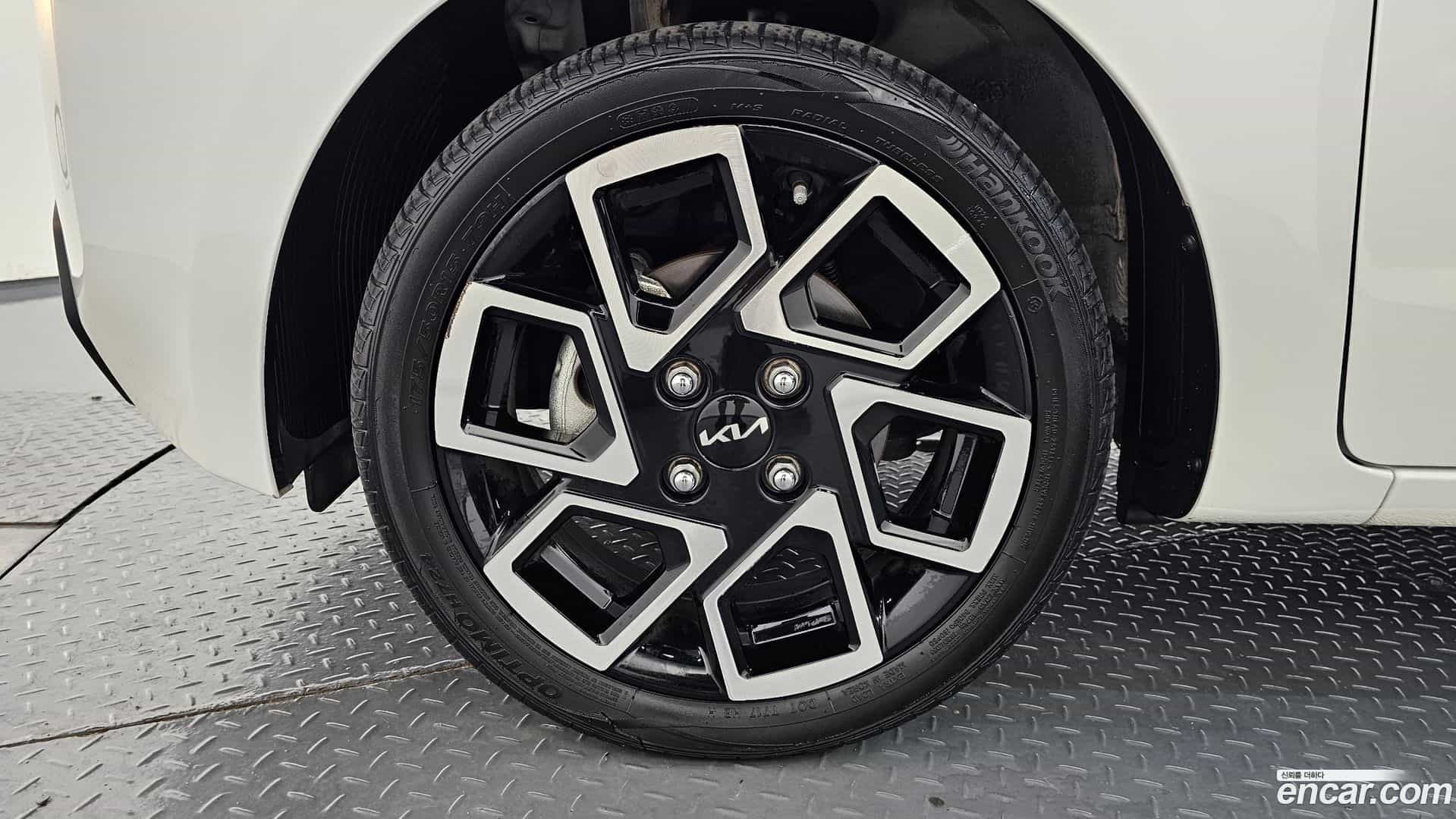 RAY Kia 2023.0-OUTER-005