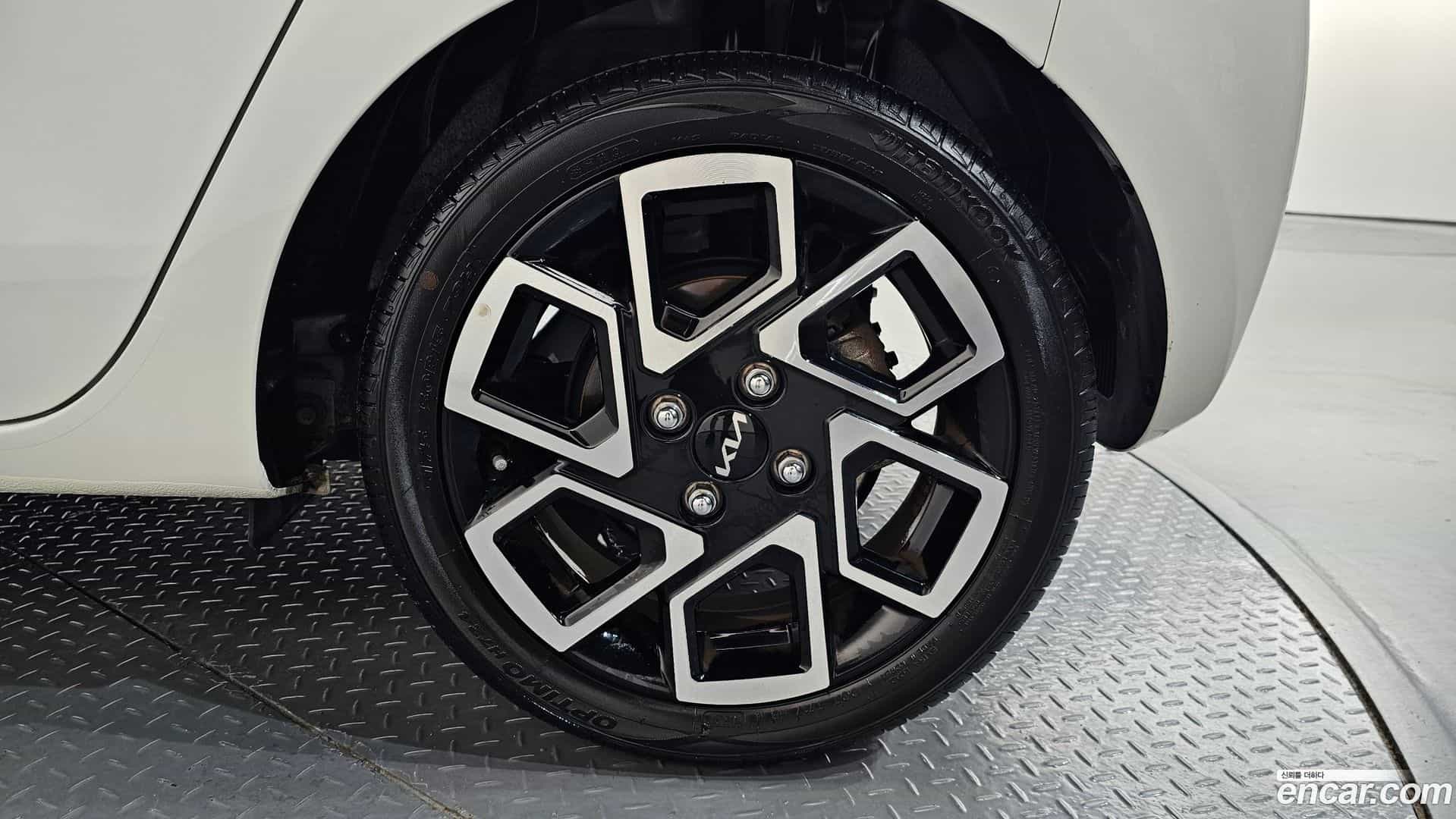 RAY Kia 2023.0-OUTER-031