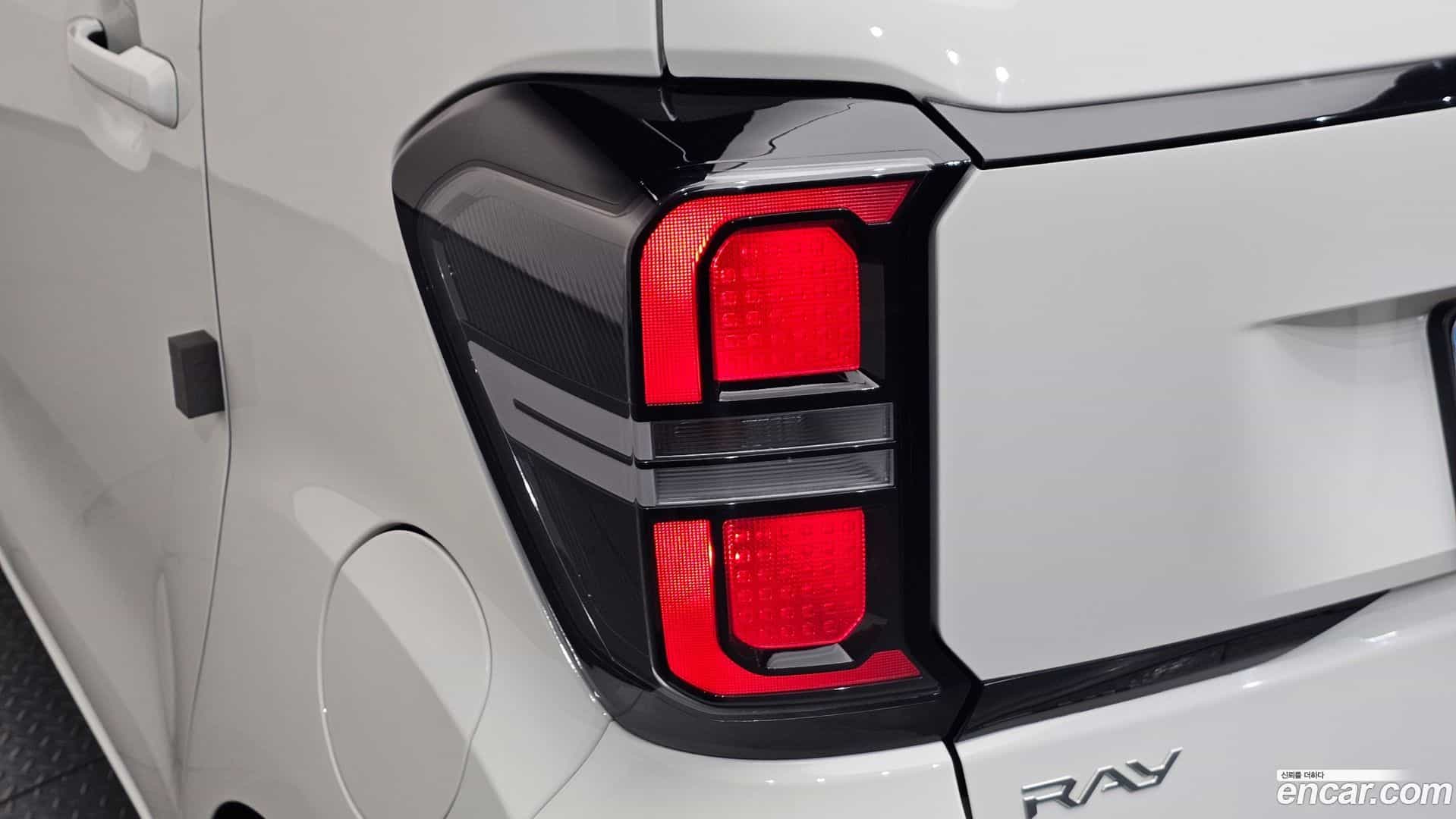 RAY Kia 2023.0-OUTER-033