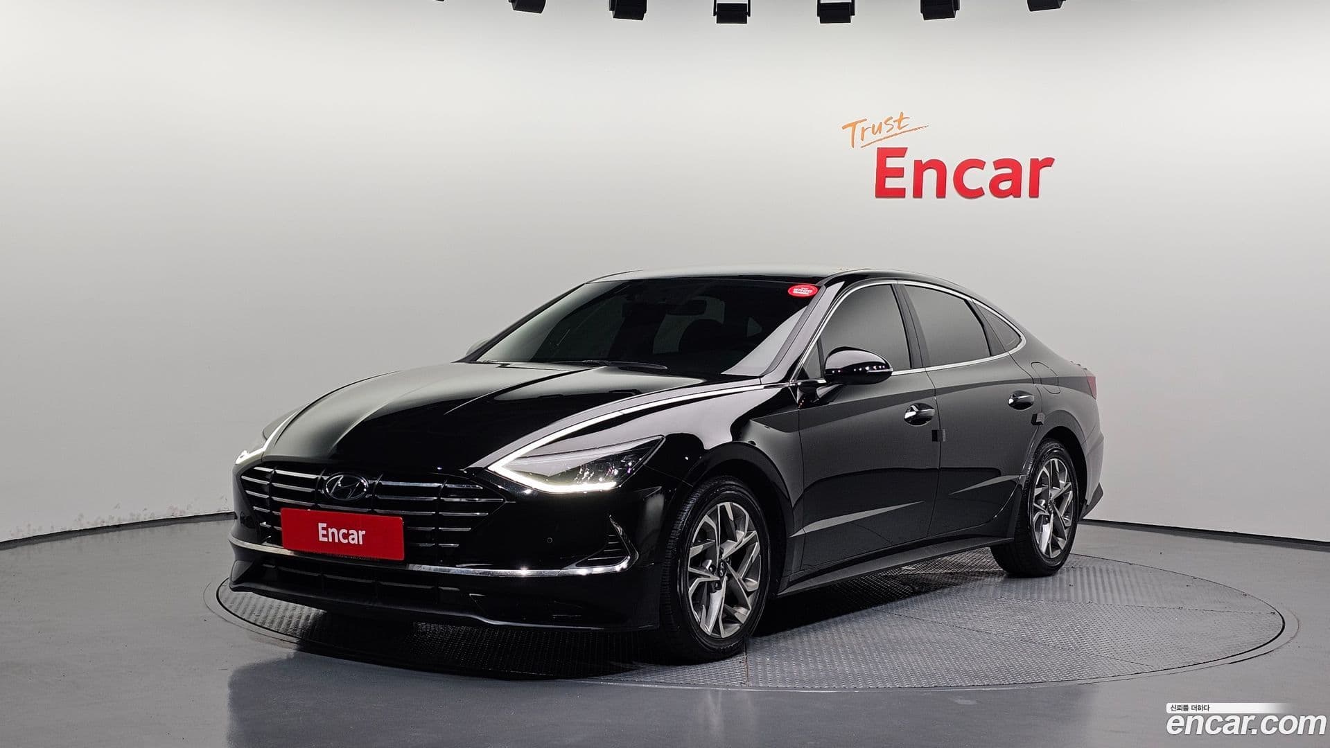 Main__Slider__Photo:Sonata Hyundai 2020.5-0