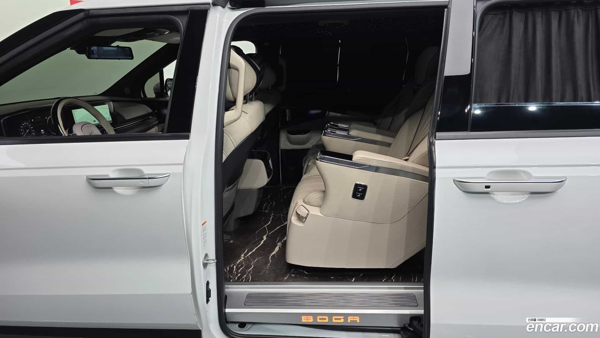 Canival Kia 2022.7-OPTION-015