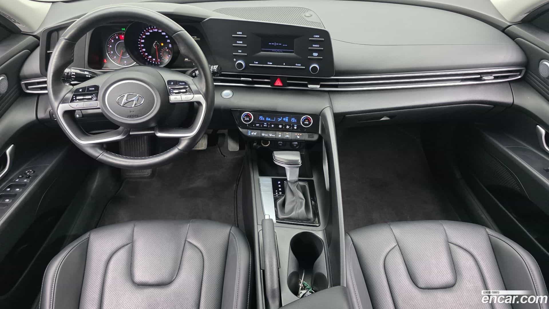 AVANTE Hyundai 2020.8-INNER-007