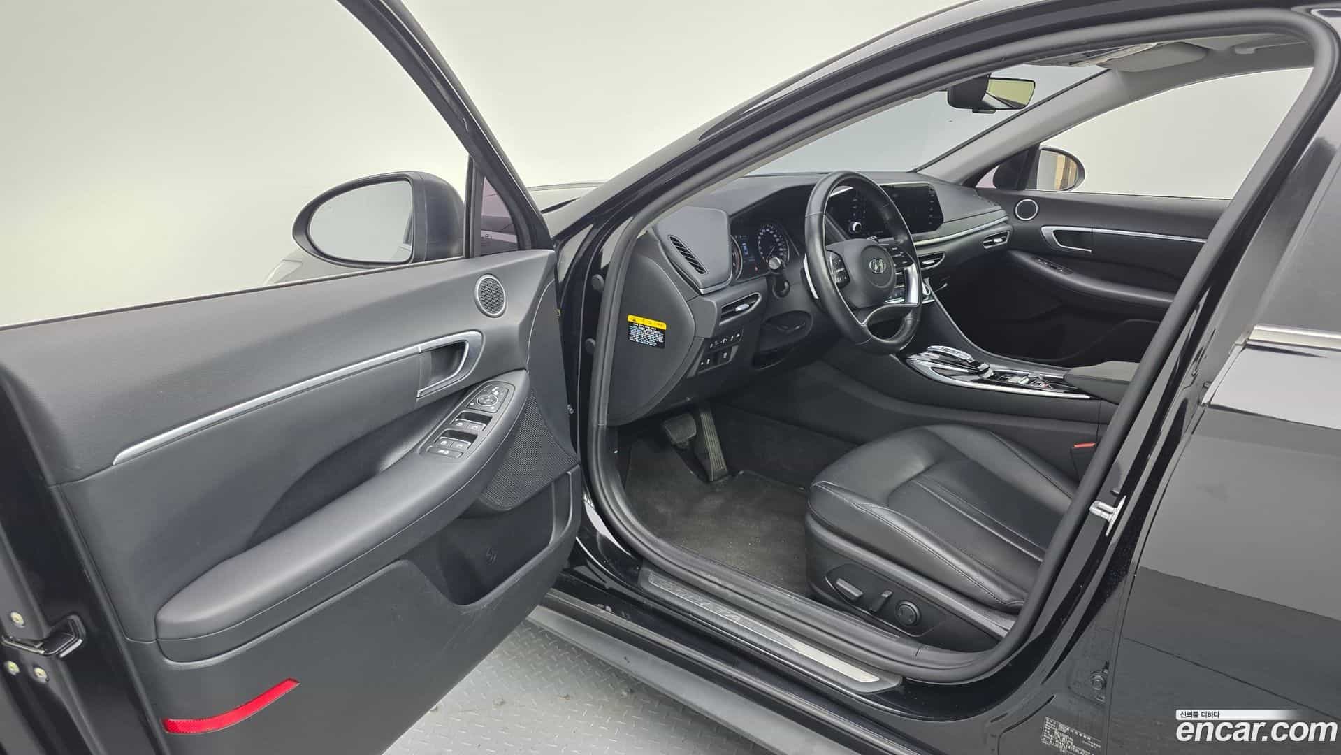 Sonata Hyundai 2020.2-INNER-010