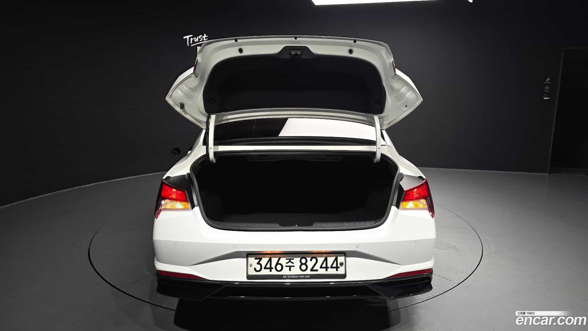 AVANTE Hyundai 2020.3-OPTION-024