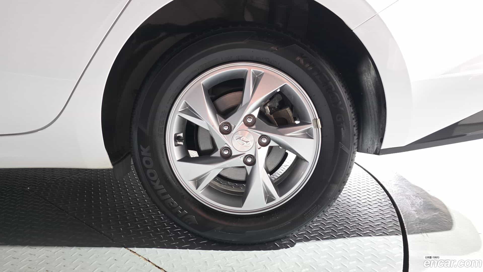 AVANTE Hyundai 2020.3-OUTER-031