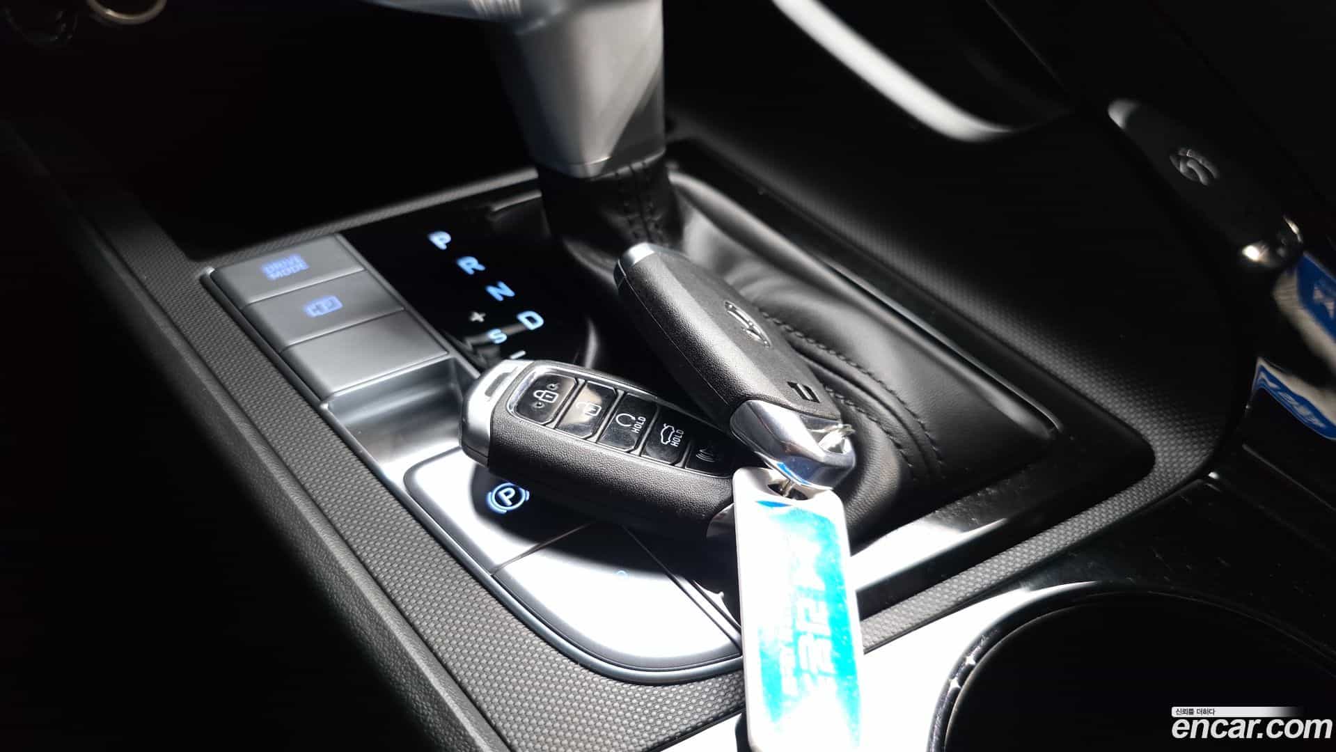 AVANTE Hyundai 2020.3-OPTION-047