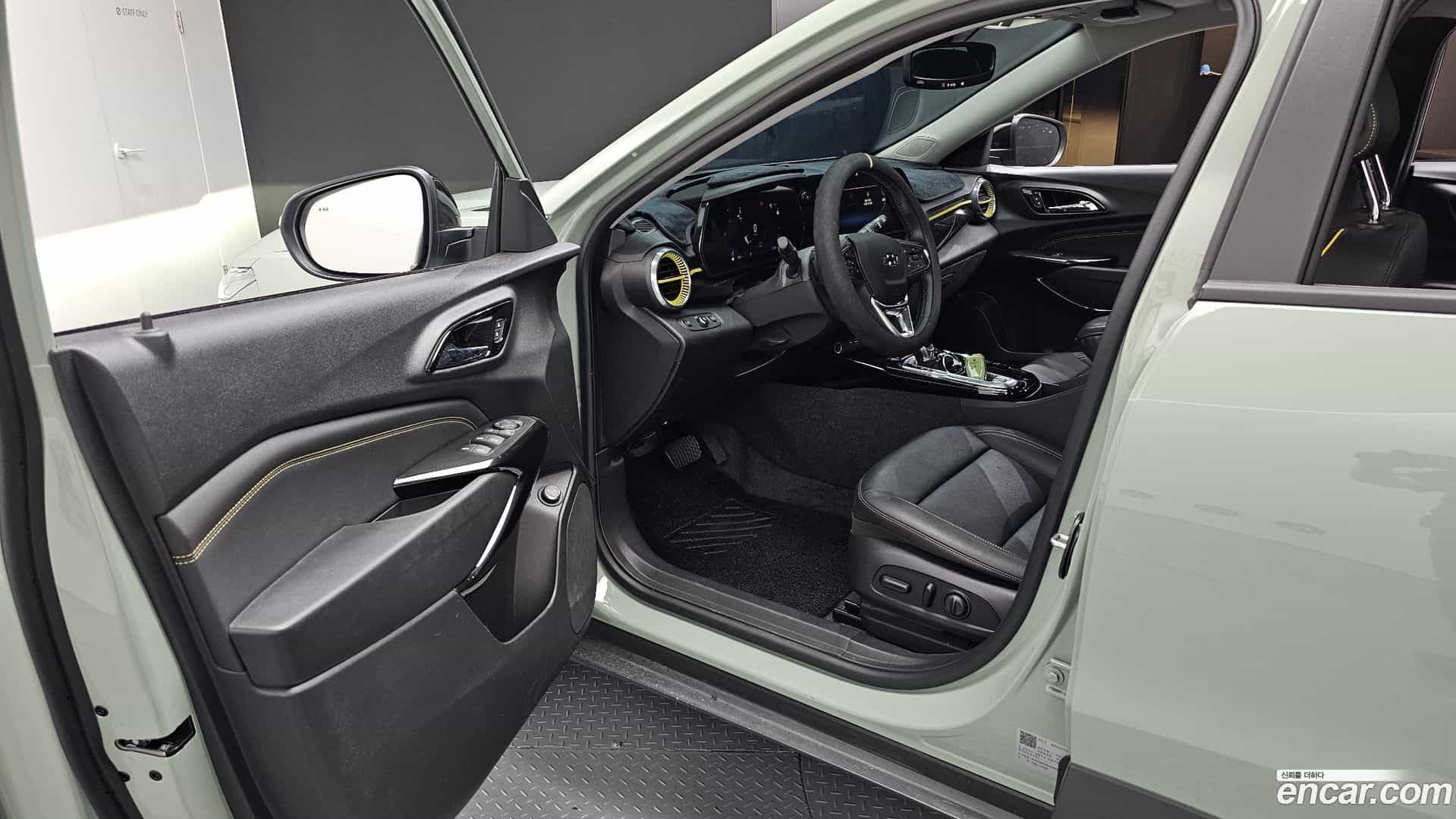 Trax Chevrolet 2025.4-INNER-010