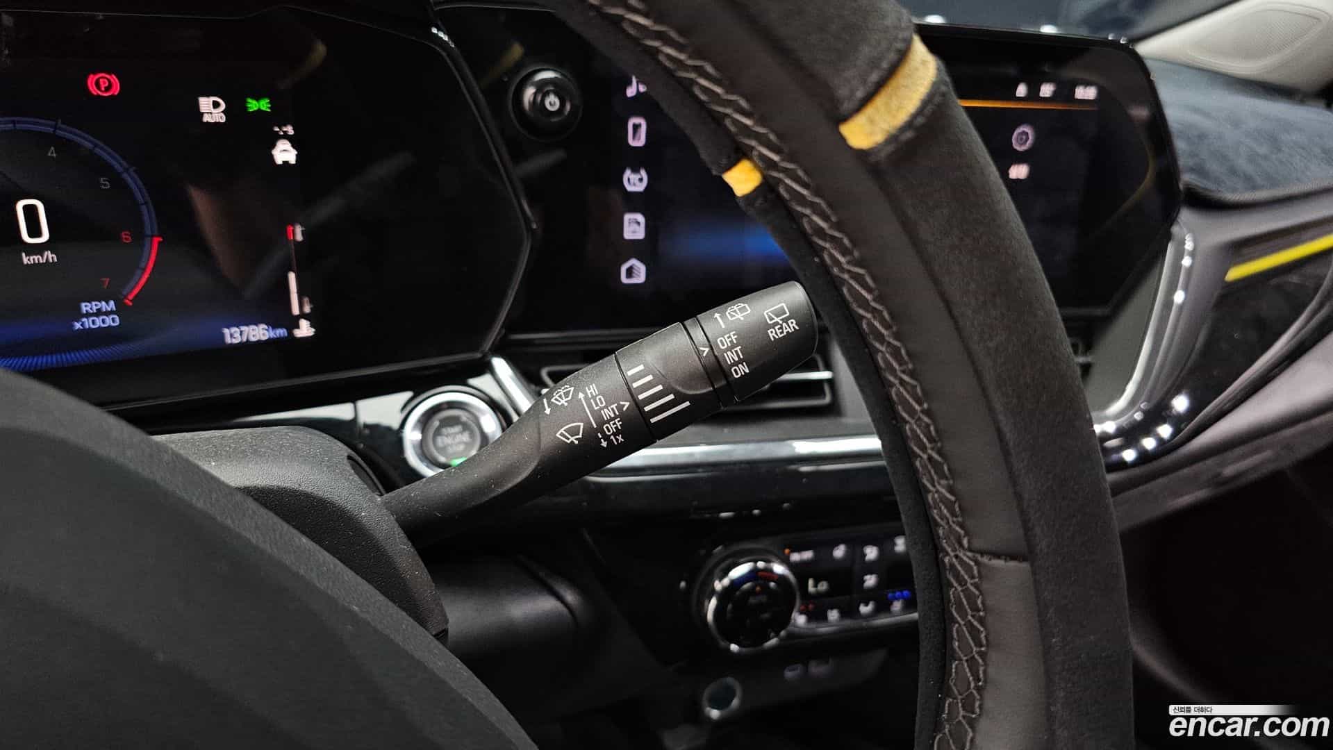 Trax Chevrolet 2025.4-OPTION-024