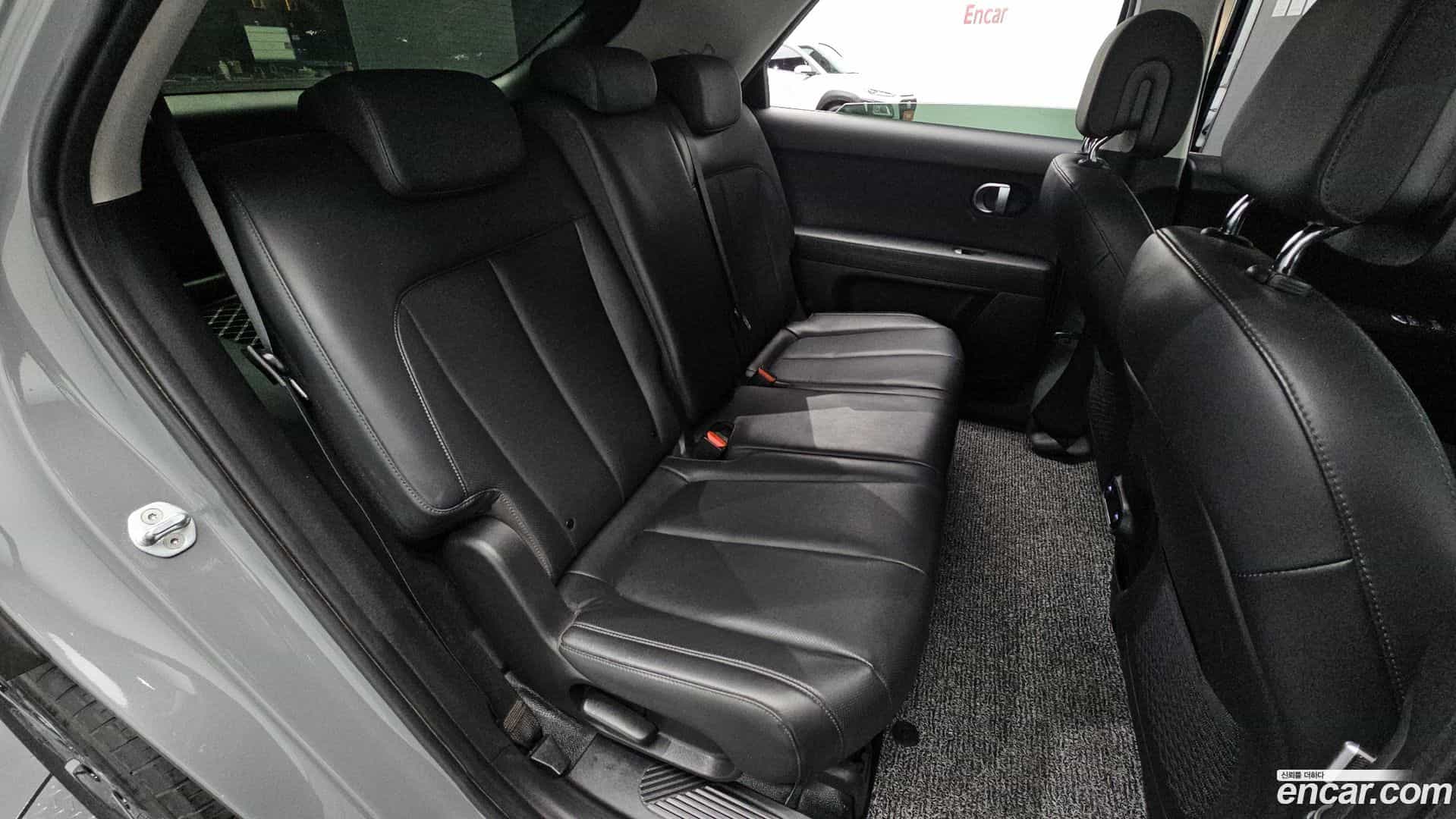 Ioniq5 Hyundai 2022.2-INNER-036