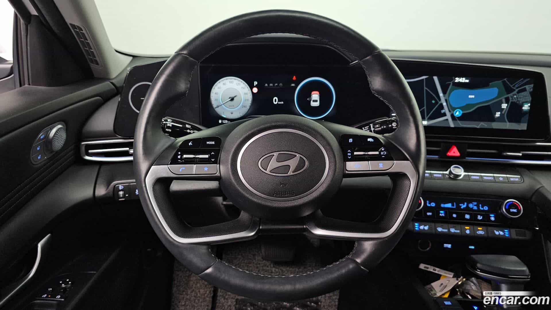 AVANTE Hyundai 2023.8-OPTION-017