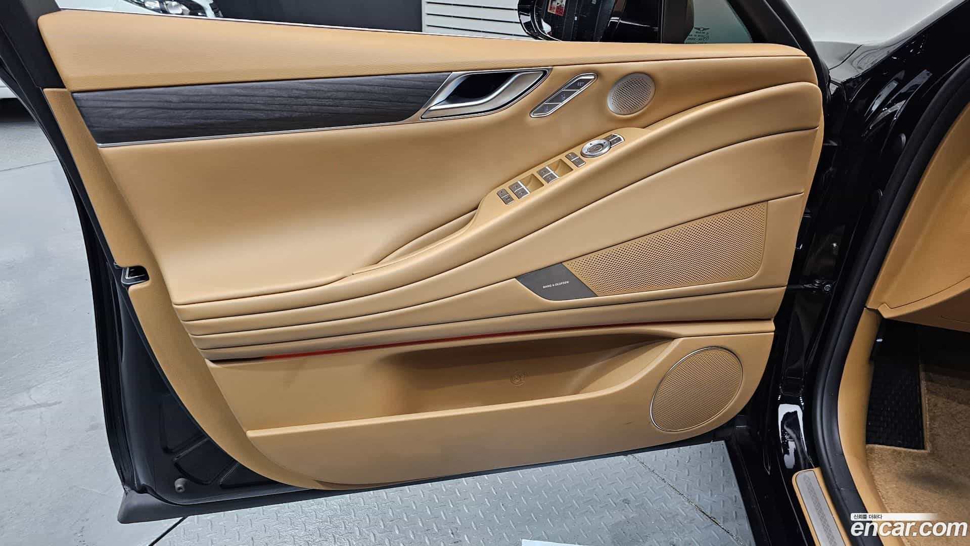 G80 Genesis 2024.4-INNER-034