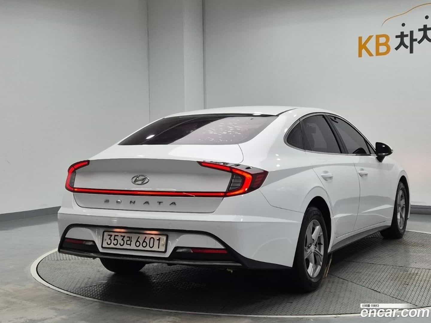 Sonata Hyundai 2019.4-OUTER-003