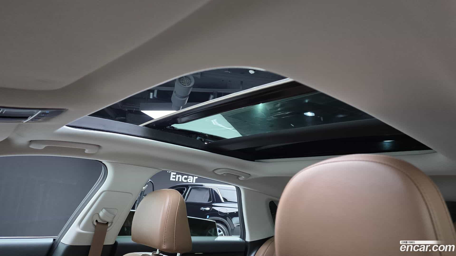 Grandeur Hyundai 2023.4-OPTION-020