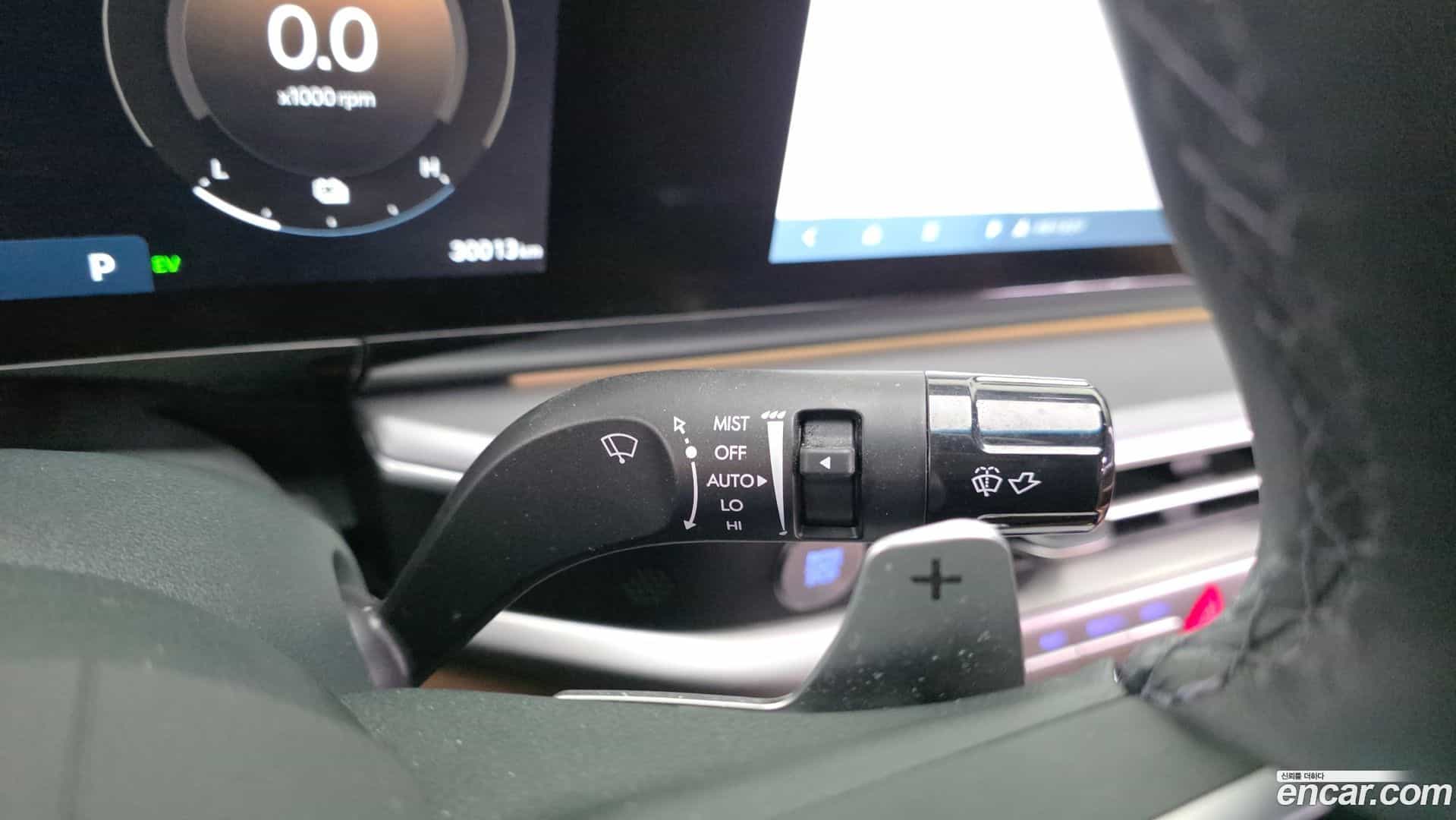 Grandeur Hyundai 2023.4-OPTION-040