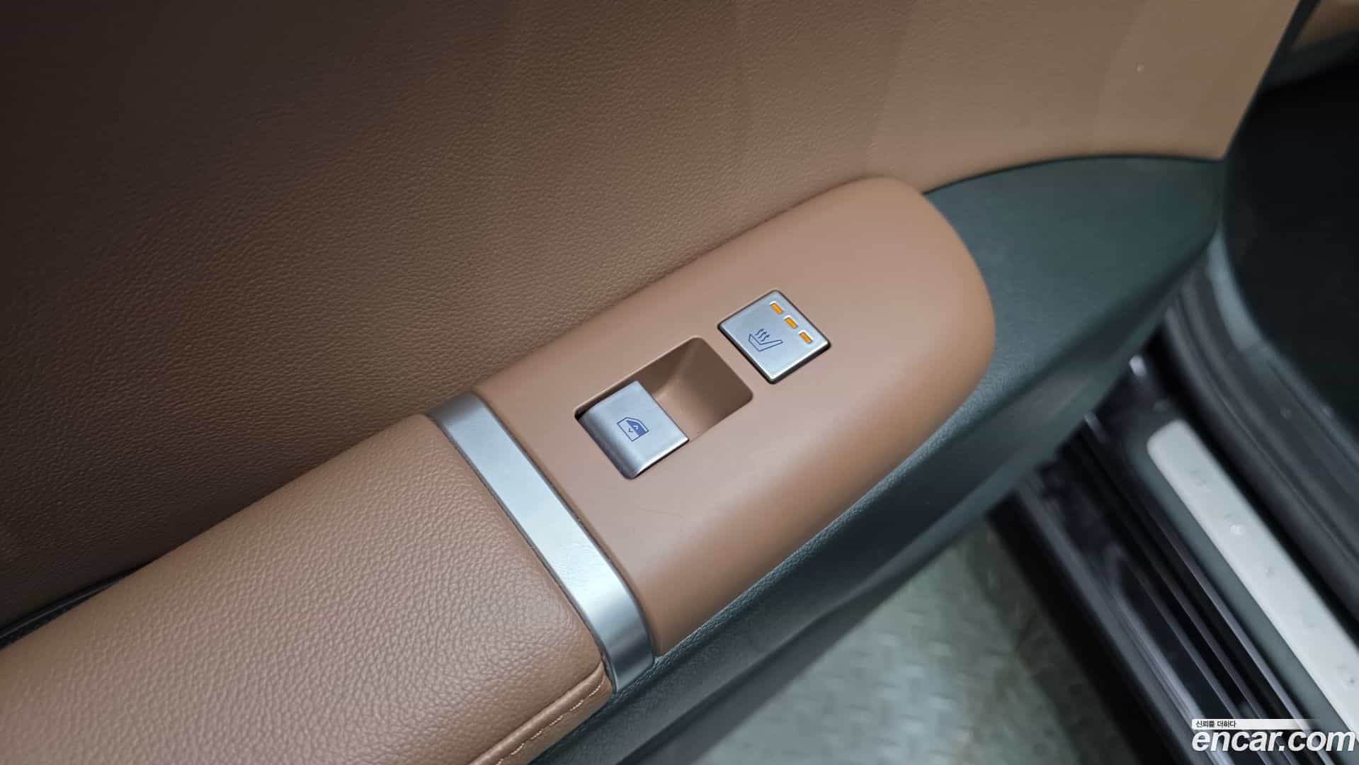 Grandeur Hyundai 2023.4-OPTION-041