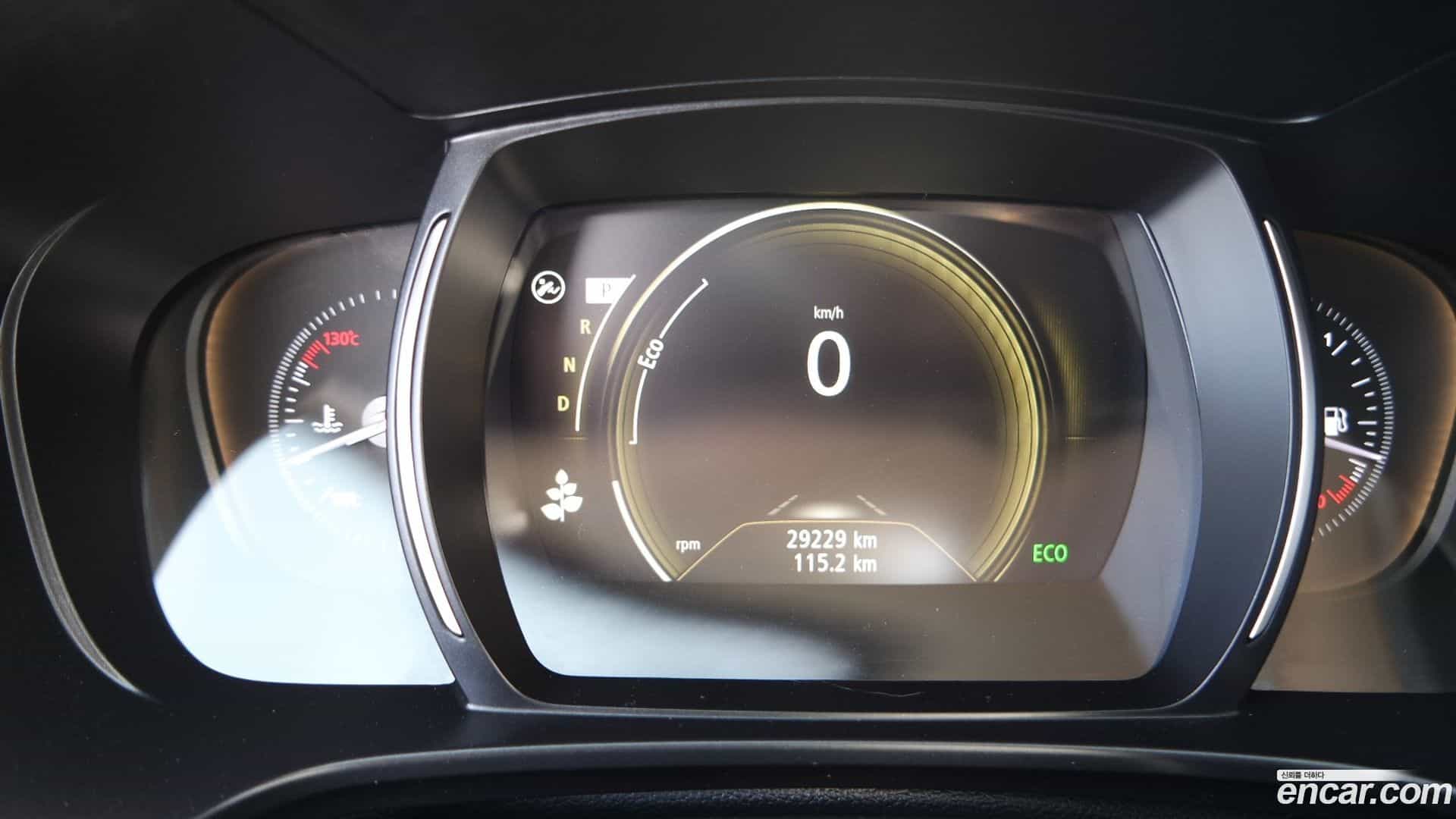 QM6 Renault Korea 2022.0-INNER-008