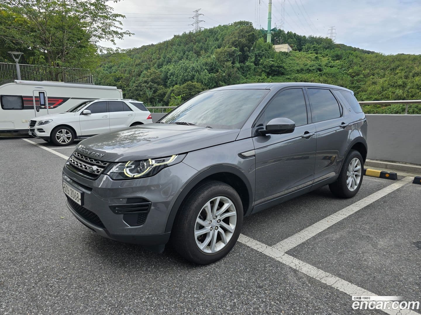 Main__Slider__Photo:Discovery Sport Land Rover 2017.3-0