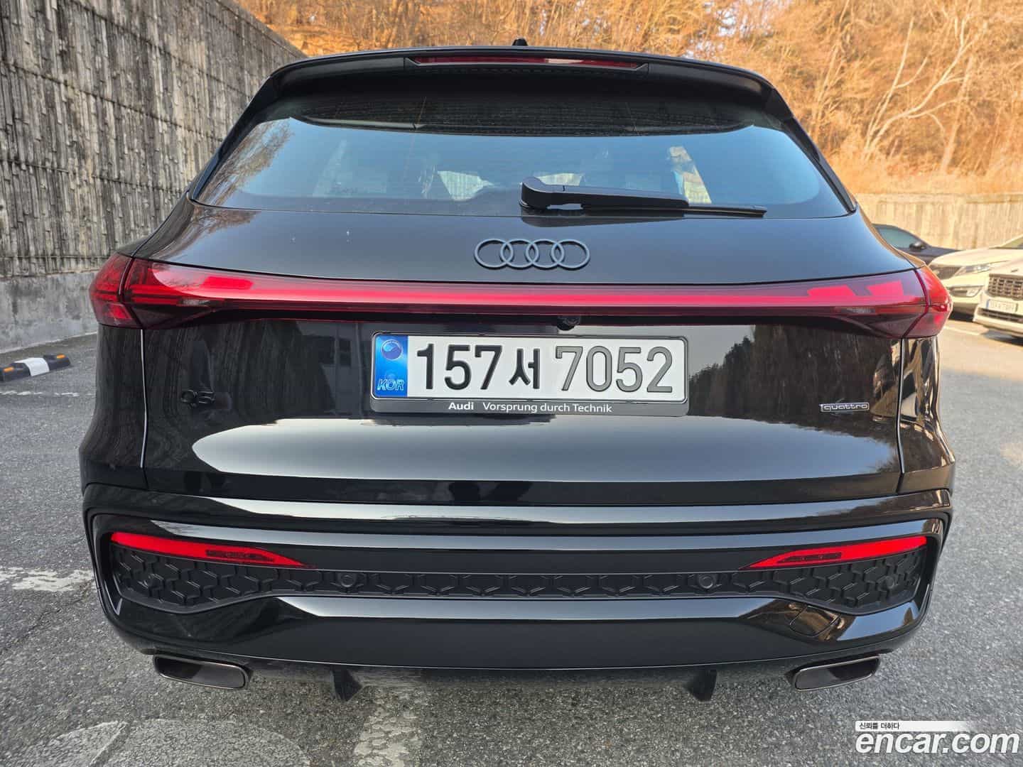 Q5 Audi 2025.11-OUTER-002