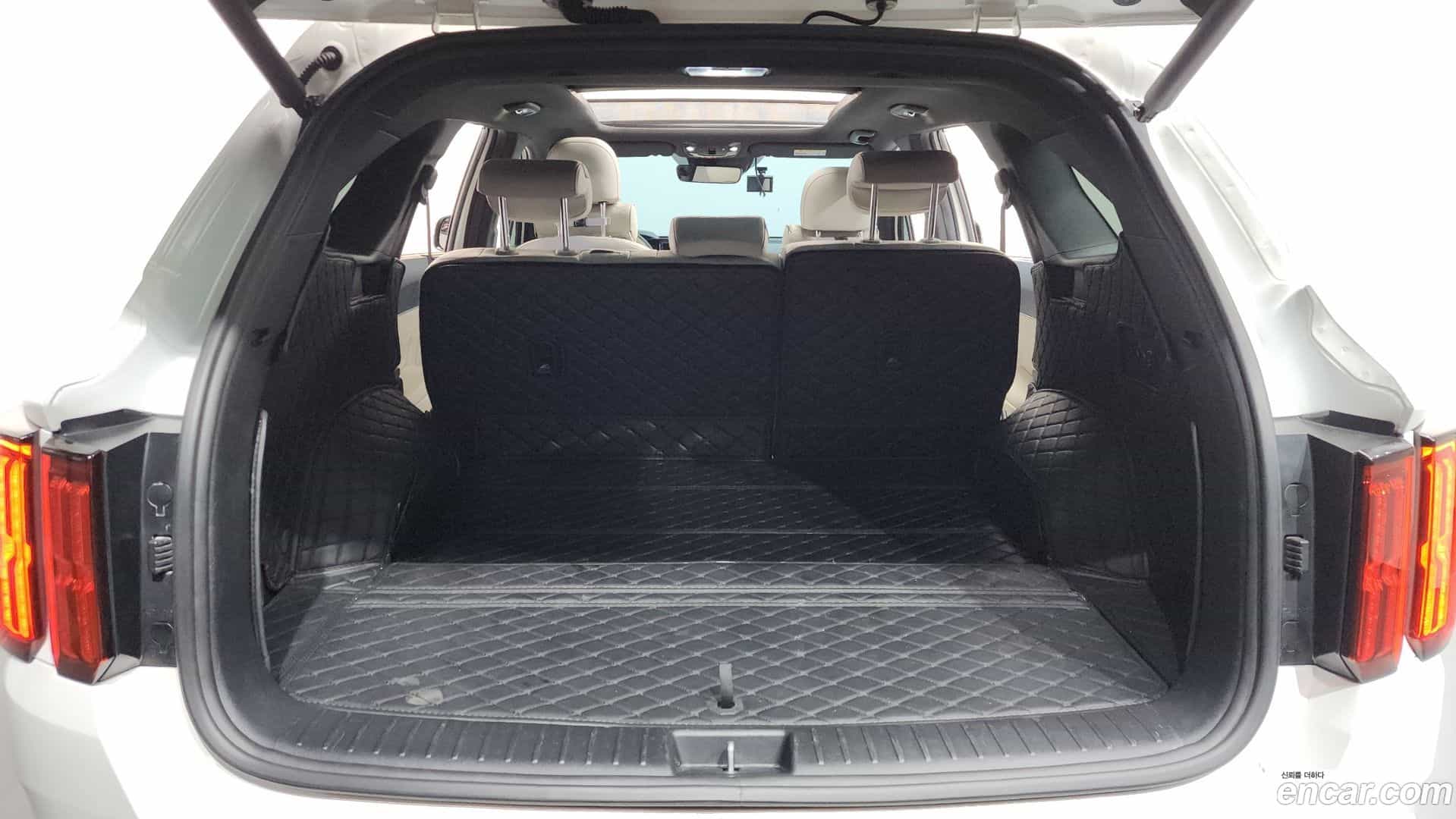 Sorento Kia 2022.7-OPTION-024