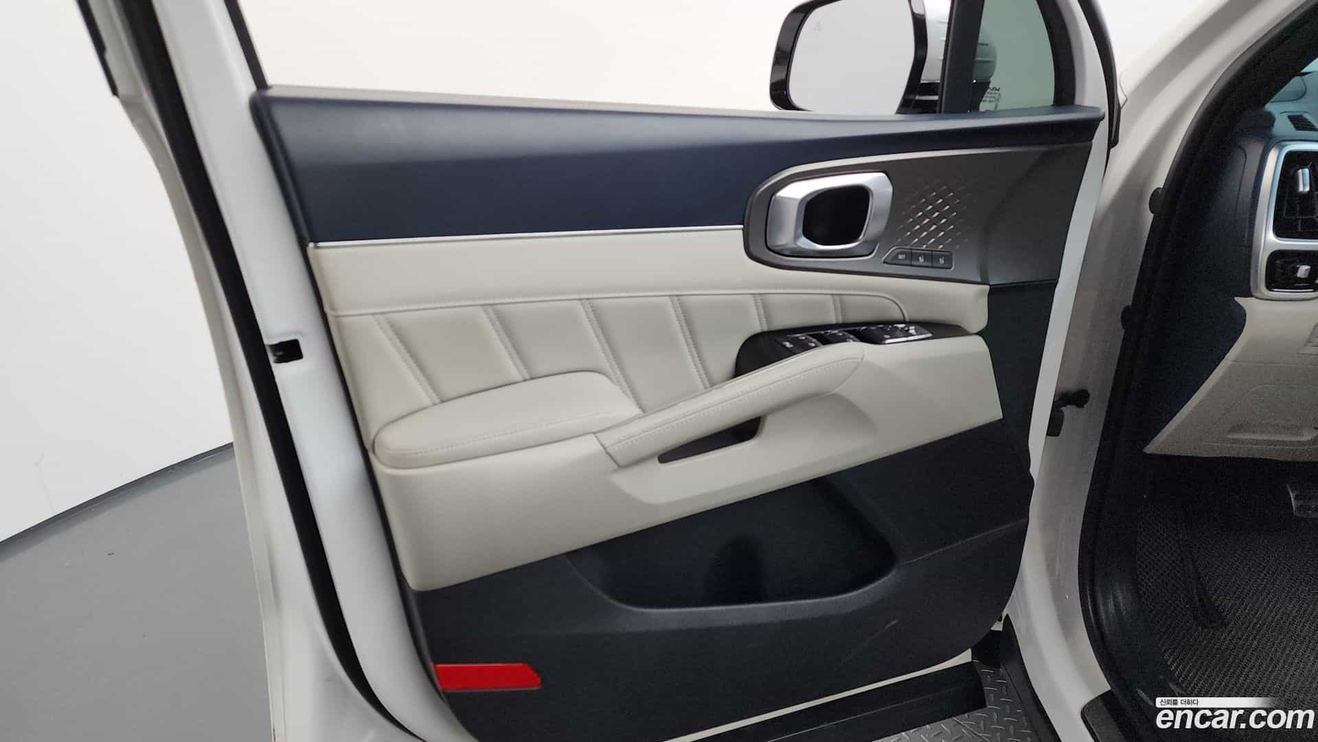 Sorento Kia 2022.7-INNER-034