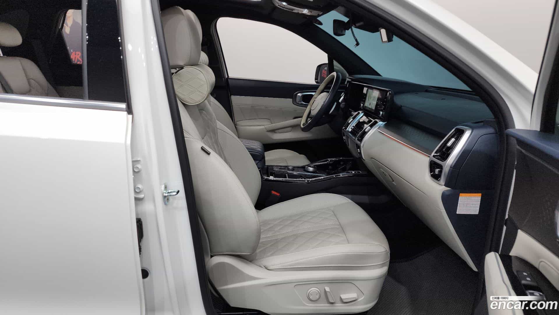 Sorento Kia 2022.7-INNER-036