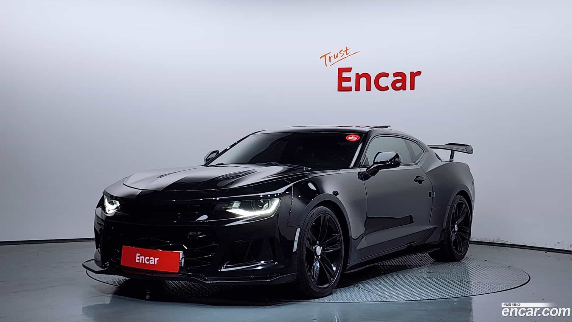 Camaro Chevrolet 2017.9-OUTER-001