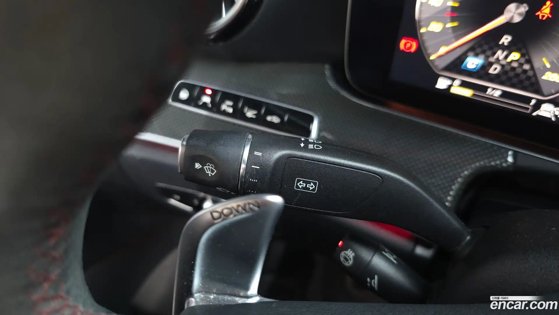 E-Class Mercedes-Benz 2020.11-OPTION-040