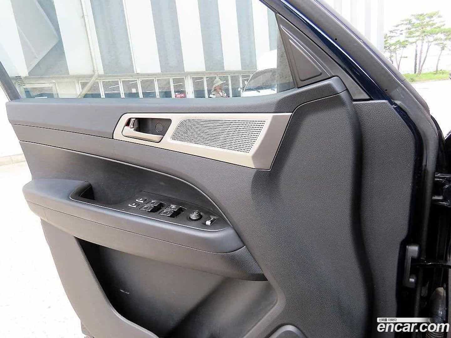 Rexton KG Mobility 2018.6-OPTION-015