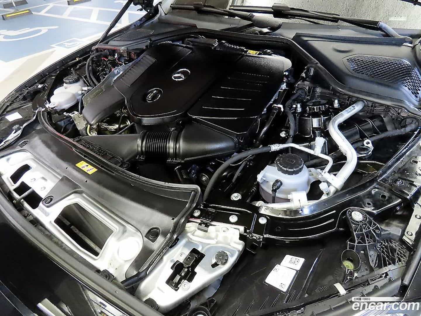 E-Class Mercedes-Benz 2025.9-OPTION-023