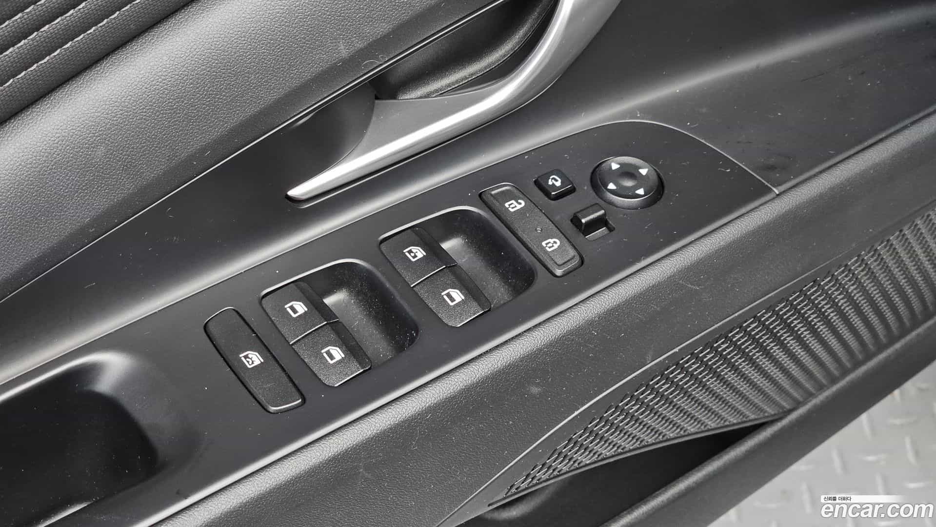 AVANTE Hyundai 2020.8-OPTION-024
