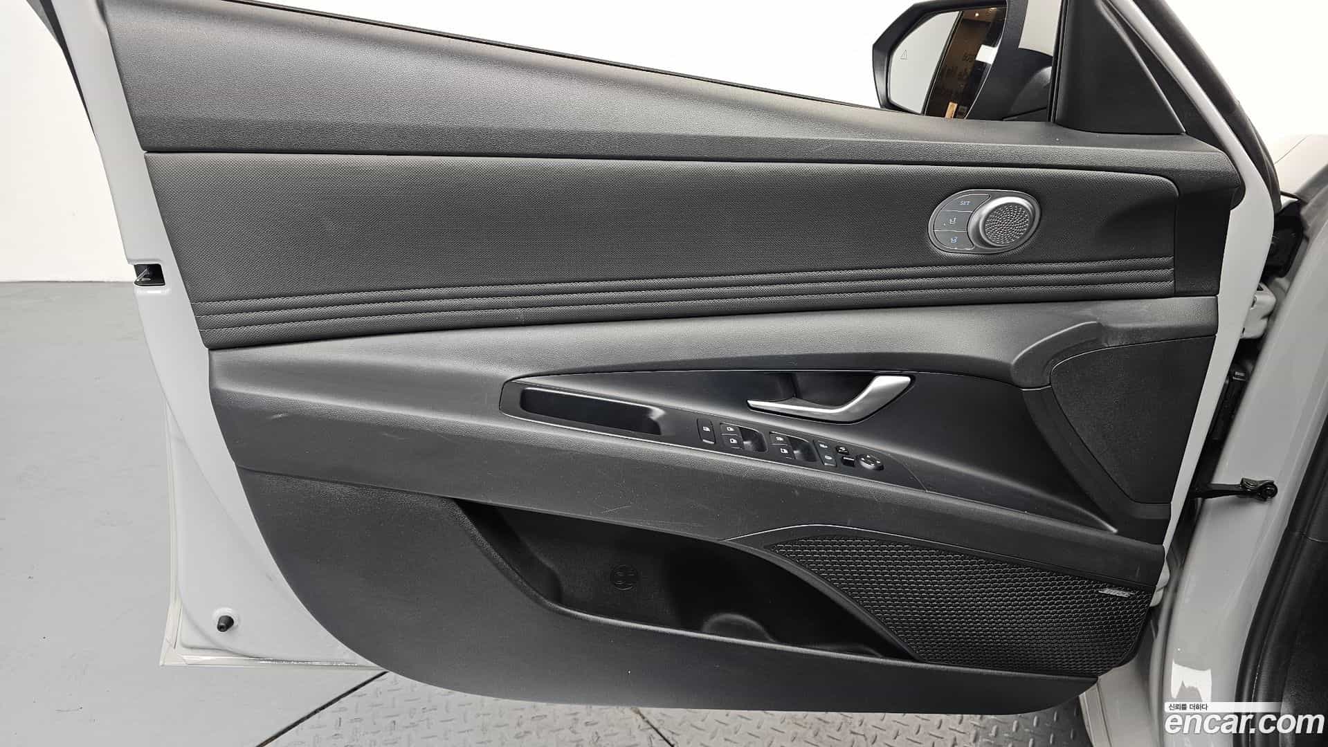 AVANTE Hyundai 2020.8-INNER-034