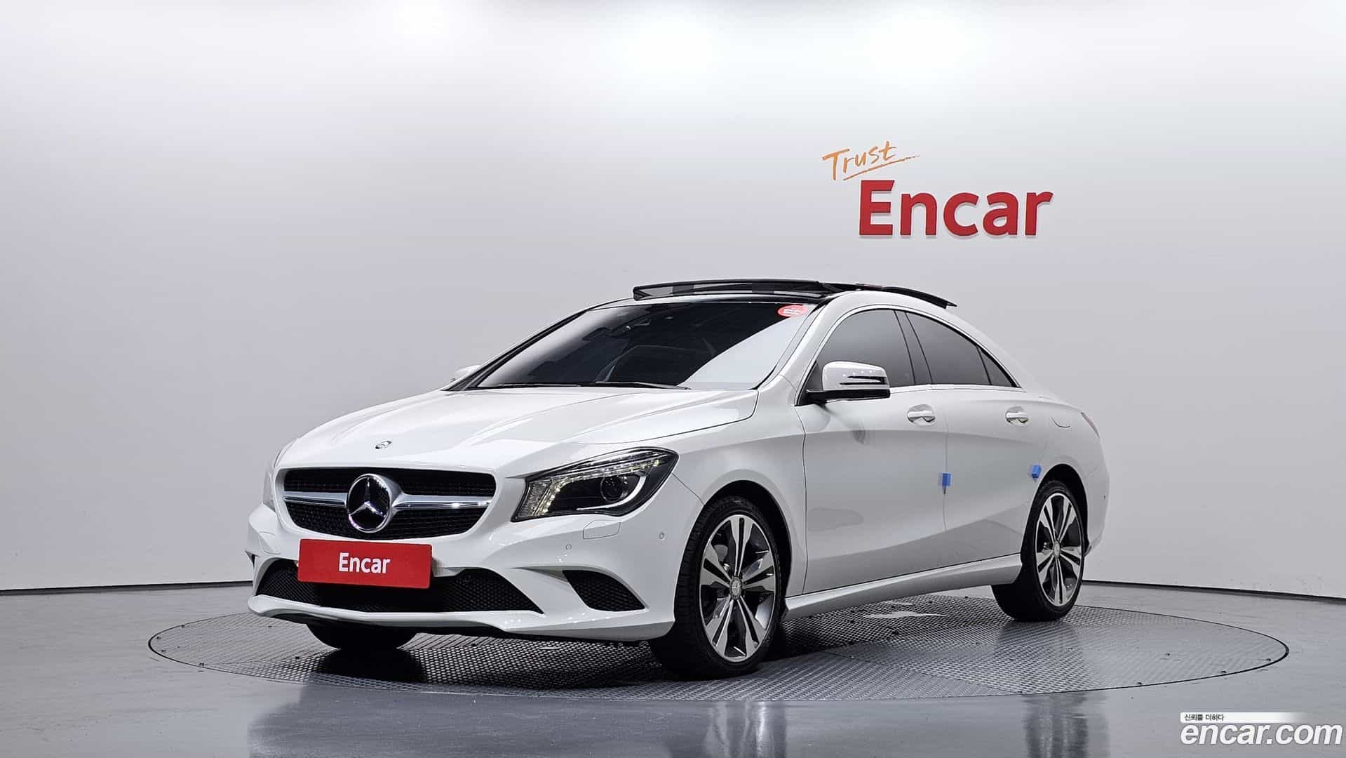 CLA-Class Mercedes-Benz 2016.5-OUTER-001