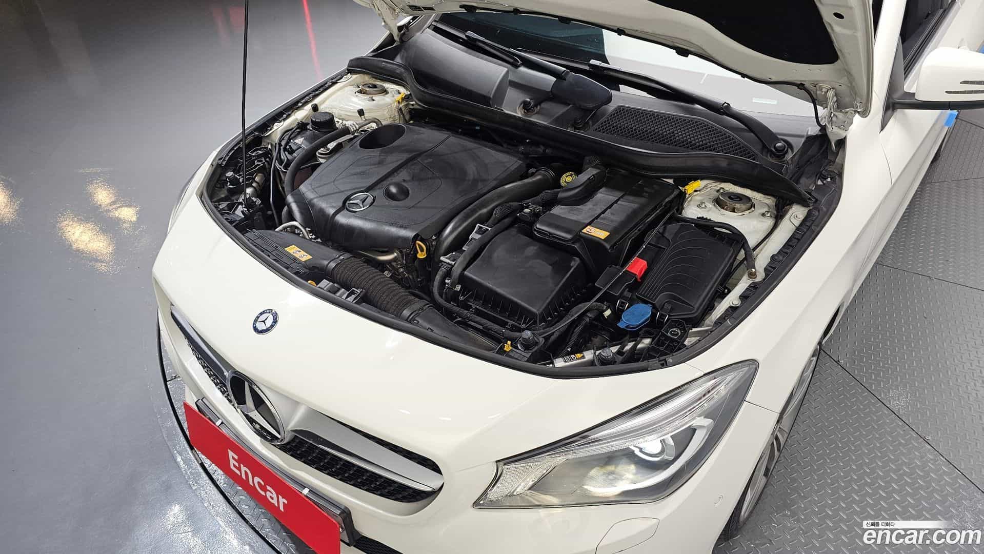 CLA-Class Mercedes-Benz 2016.5-OUTER-006