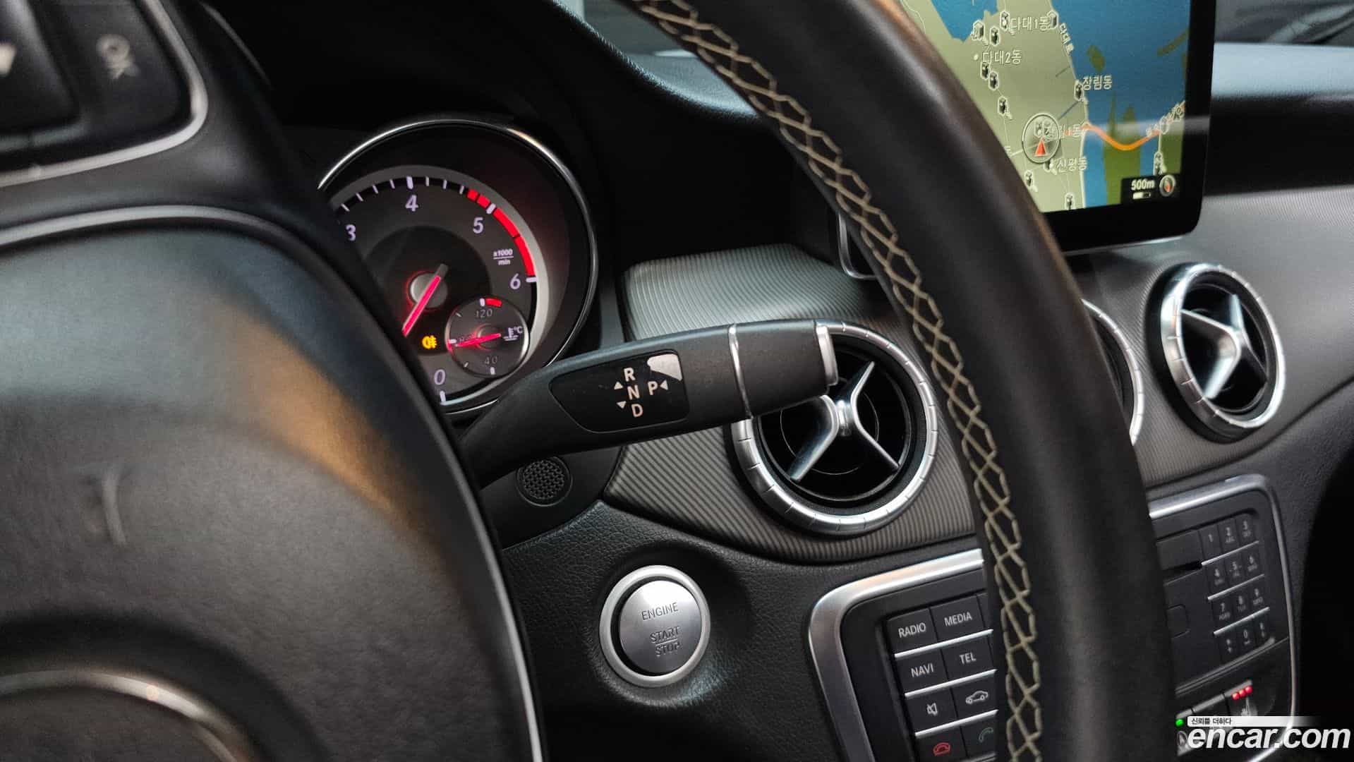 CLA-Class Mercedes-Benz 2016.5-INNER-009
