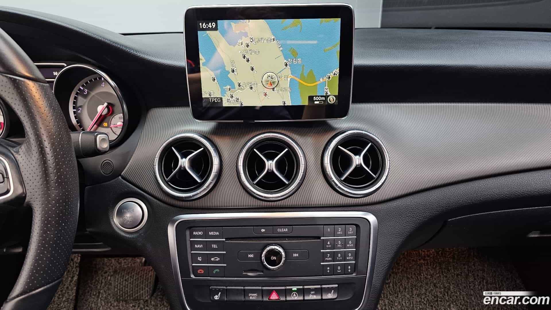 CLA-Class Mercedes-Benz 2016.5-OPTION-018