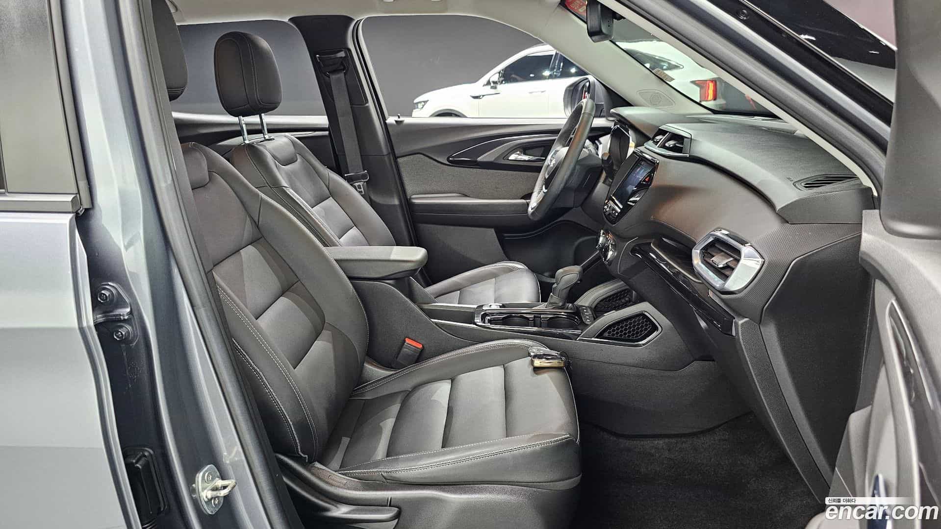 Trailblazer Chevrolet 2021.7-OPTION-016