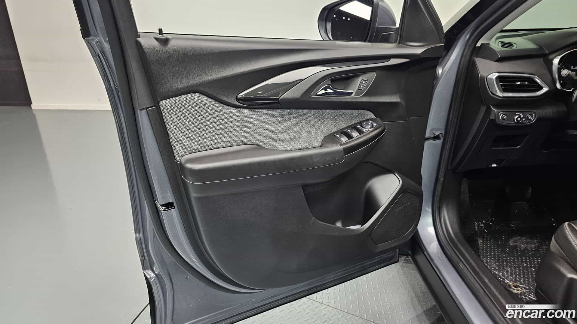 Trailblazer Chevrolet 2021.7-INNER-034