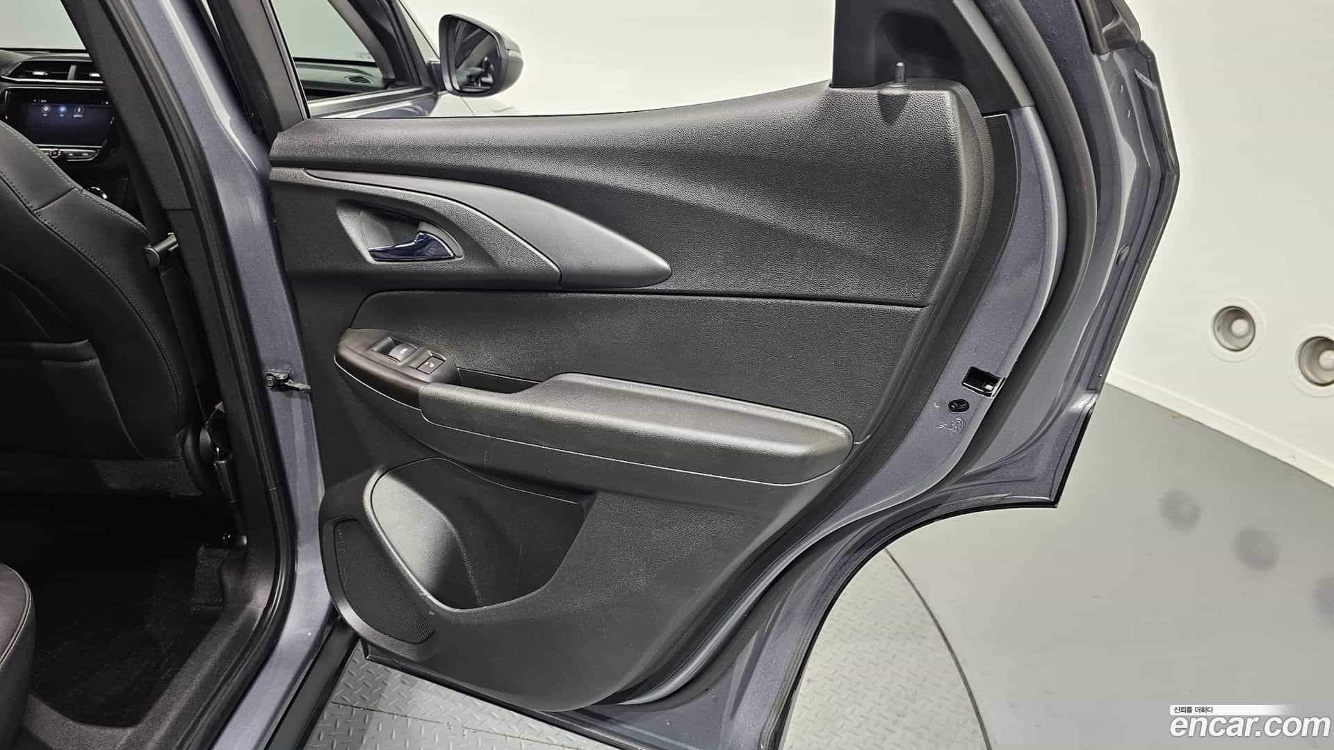 Trailblazer Chevrolet 2021.7-INNER-035