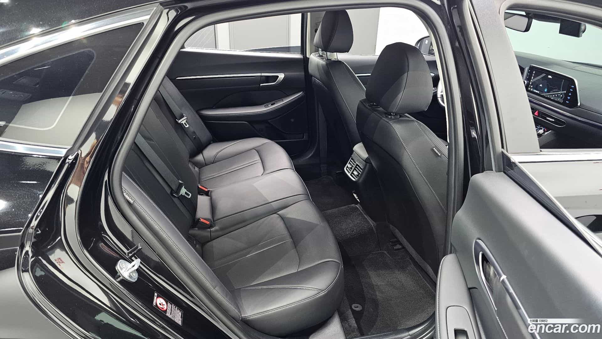 Sonata Hyundai 2022.2-OPTION-015
