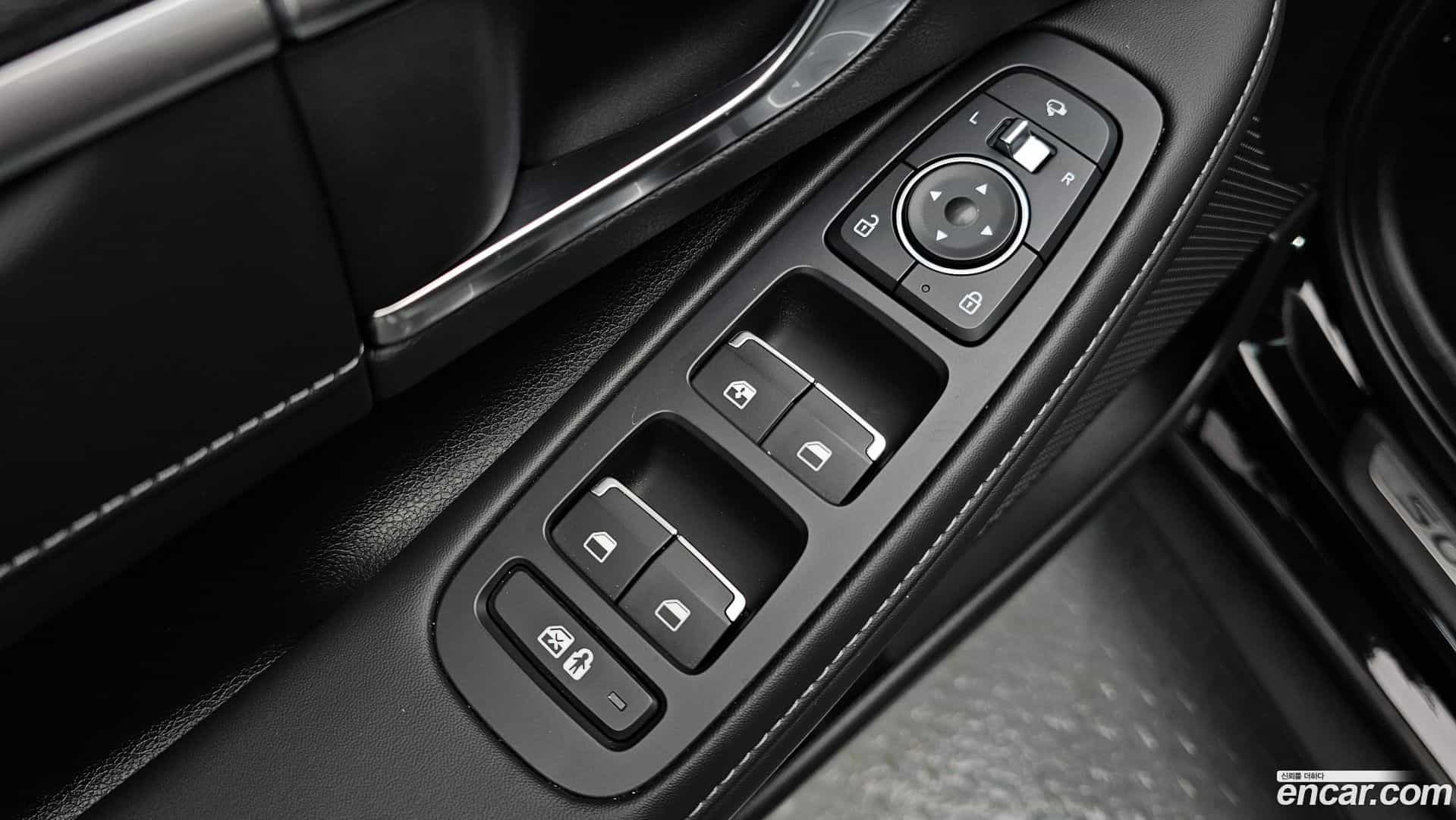 Sonata Hyundai 2022.2-OPTION-040