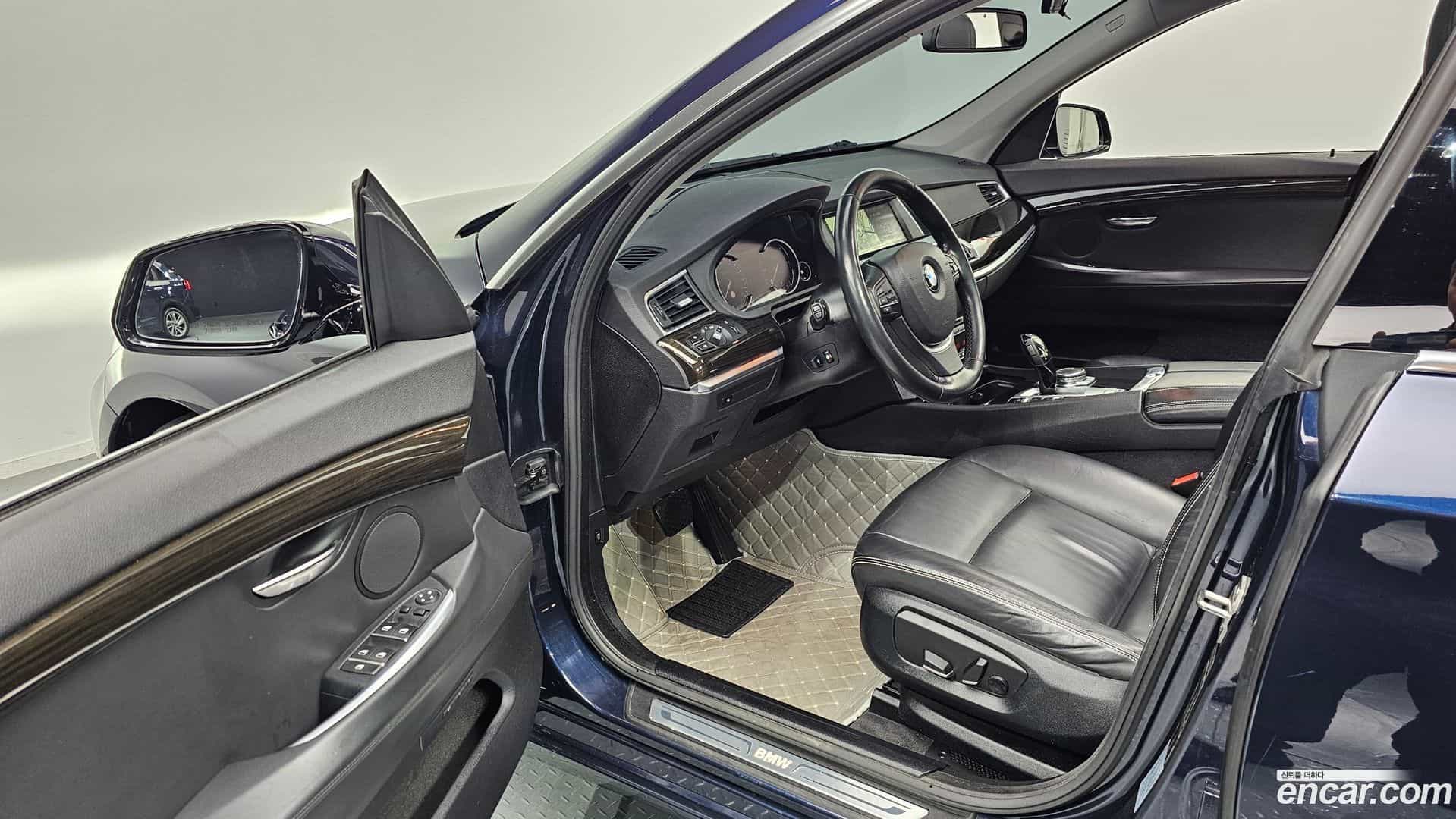 Gran Turismo BMW 2015.3-INNER-010