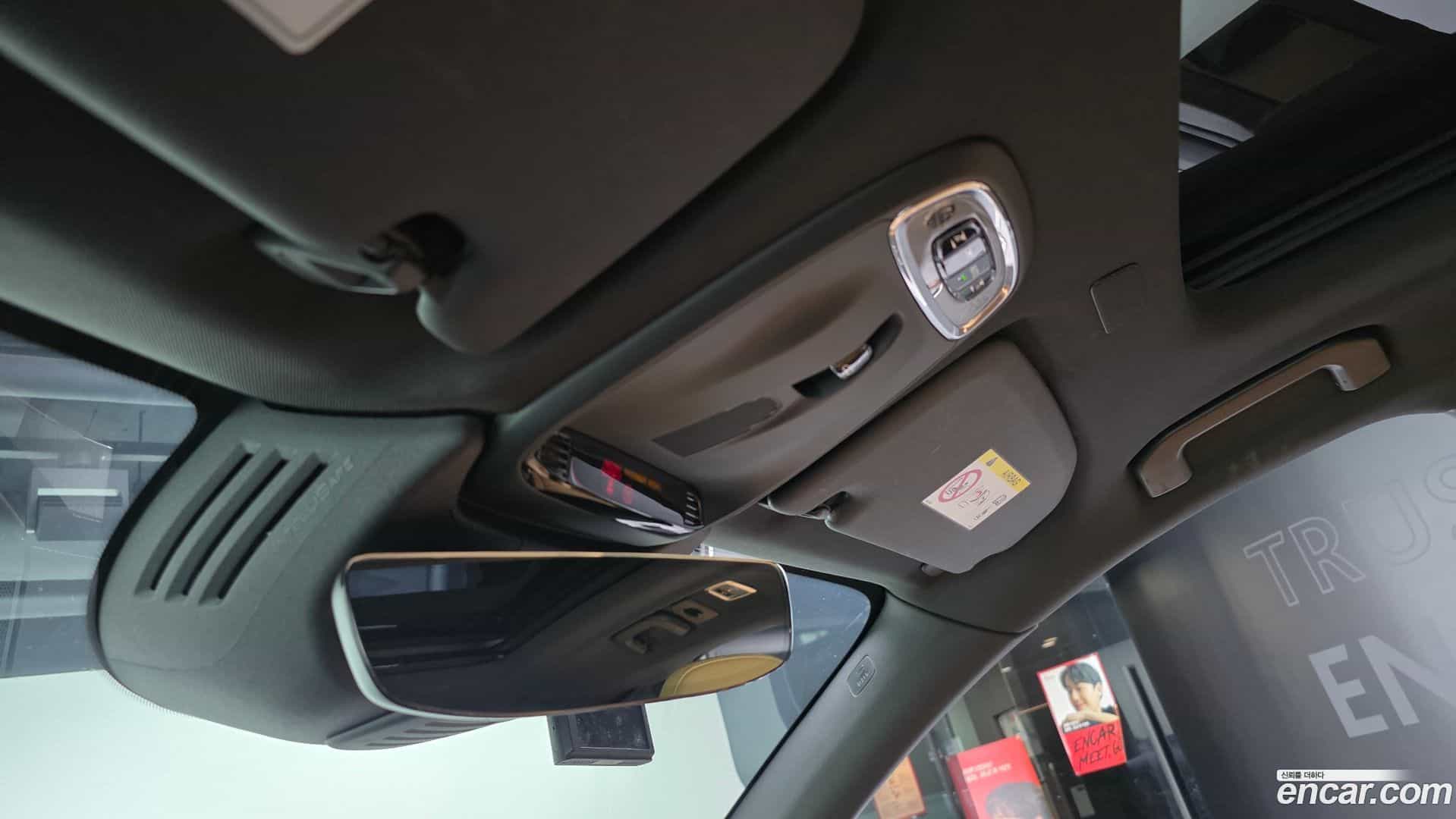 XC60 Volvo 2018.0-OPTION-023