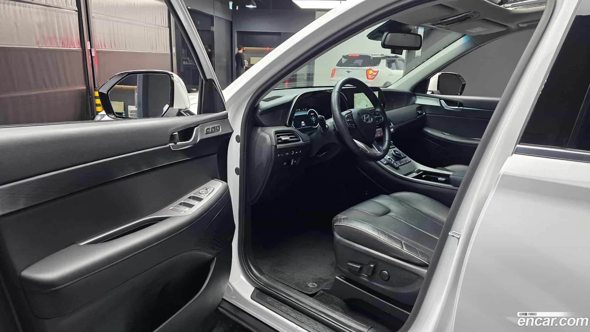 Palisade Hyundai 2021.1-INNER-010