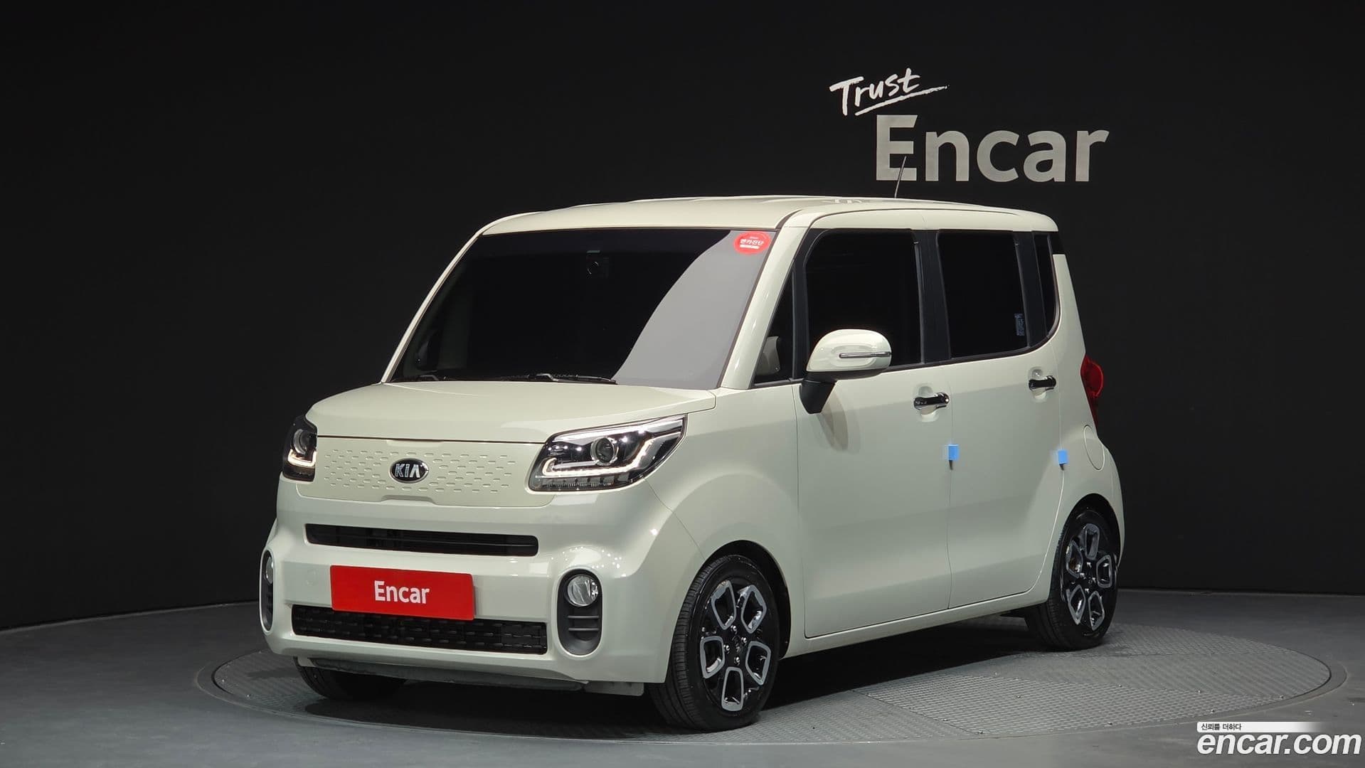 Main__Slider__Photo:RAY Kia 2018.6-0