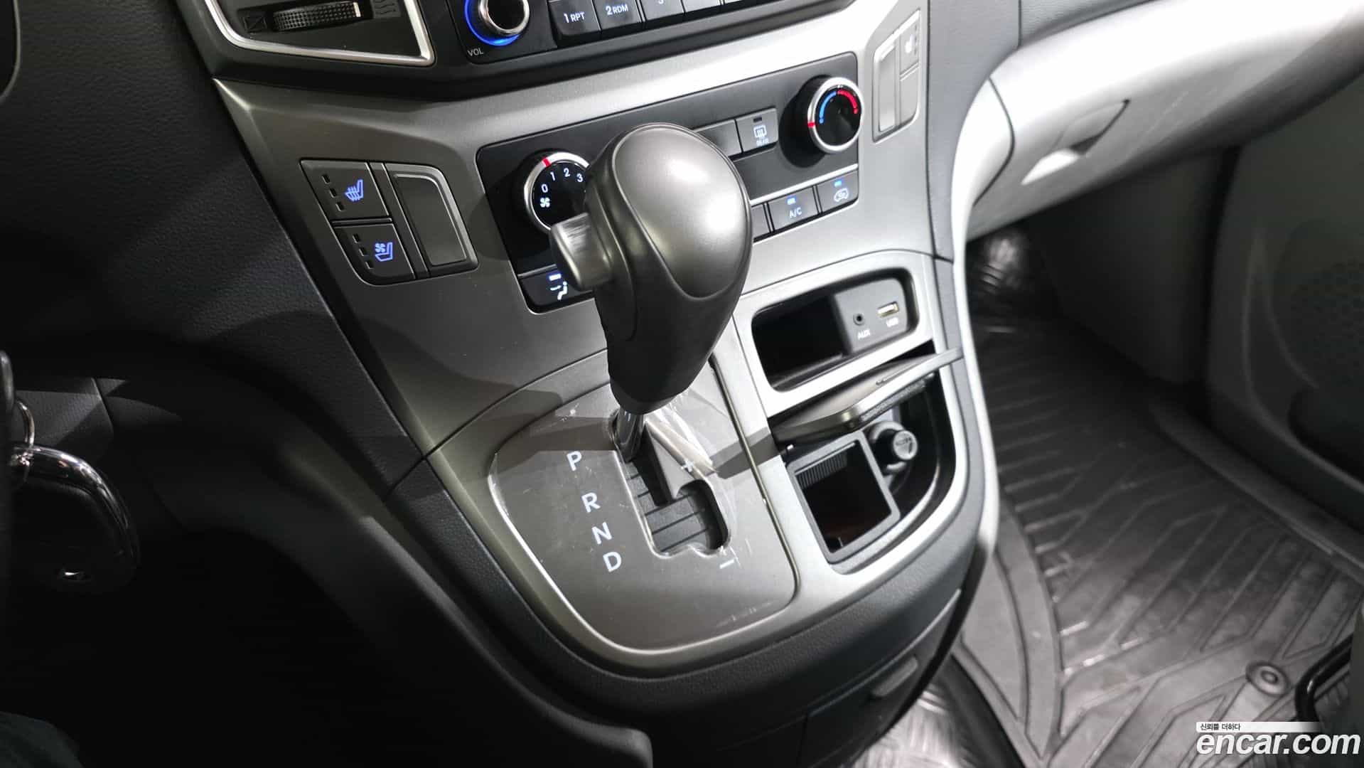 Starex Hyundai 2020.3-INNER-009