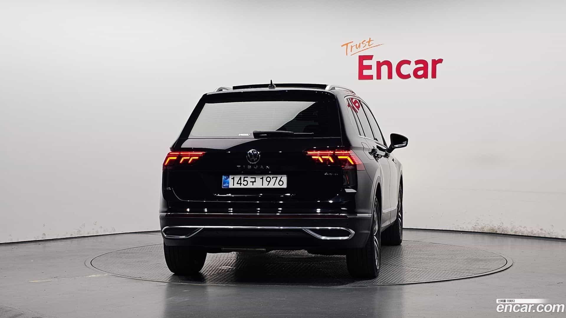 Tiguan Volkswagen 2022.10-OUTER-004