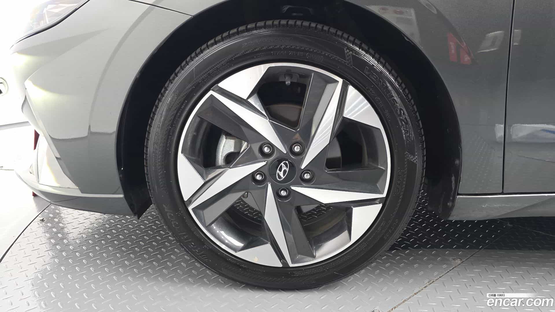 AVANTE Hyundai 2020.5-OUTER-005