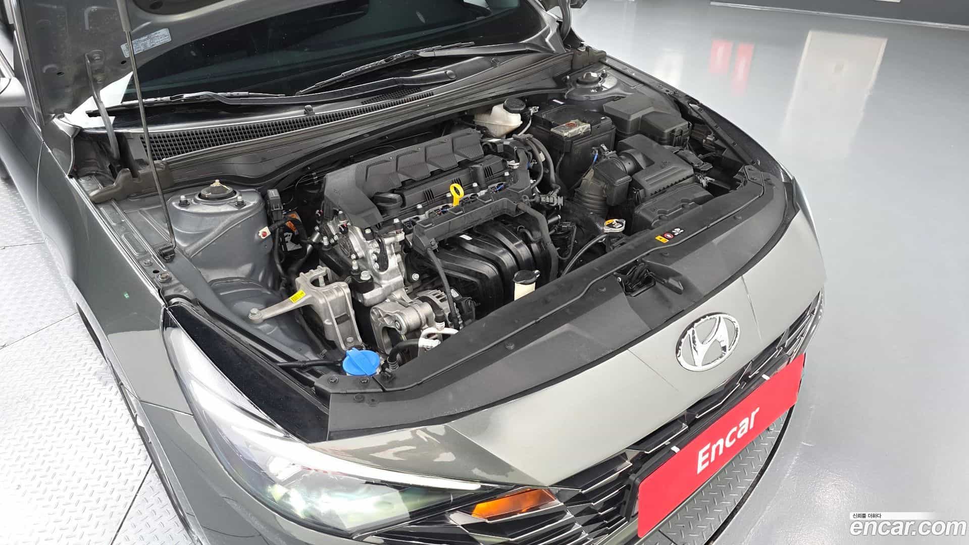 AVANTE Hyundai 2020.5-OUTER-006